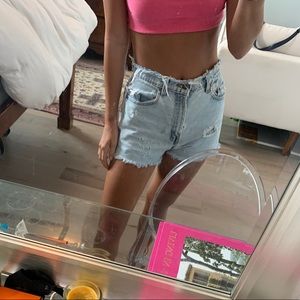 VINTAGE WOMENS LEVIS CUTOFF SHORTS!!! Size 25